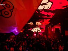 -OMO PARTY HOUSE
