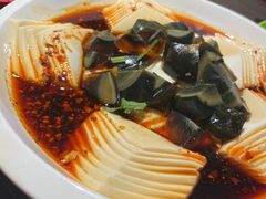 皮蛋豆腐-胖哥俩肉蟹煲(石家庄长安万达店)