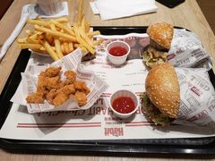 -The Habit Burger Grill 哈比特汉堡(爱琴海店)