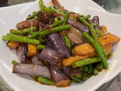 有机豆角烧茄子-明仕度假山庄-中餐厅