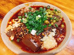 -谢老五跷脚牛肉·非遗传承店