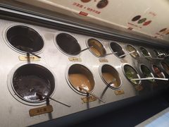 自助调料区-左庭右院鲜牛肉火锅(新梅广场店)