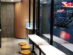 -麦当劳(吉林站13检票口对面)