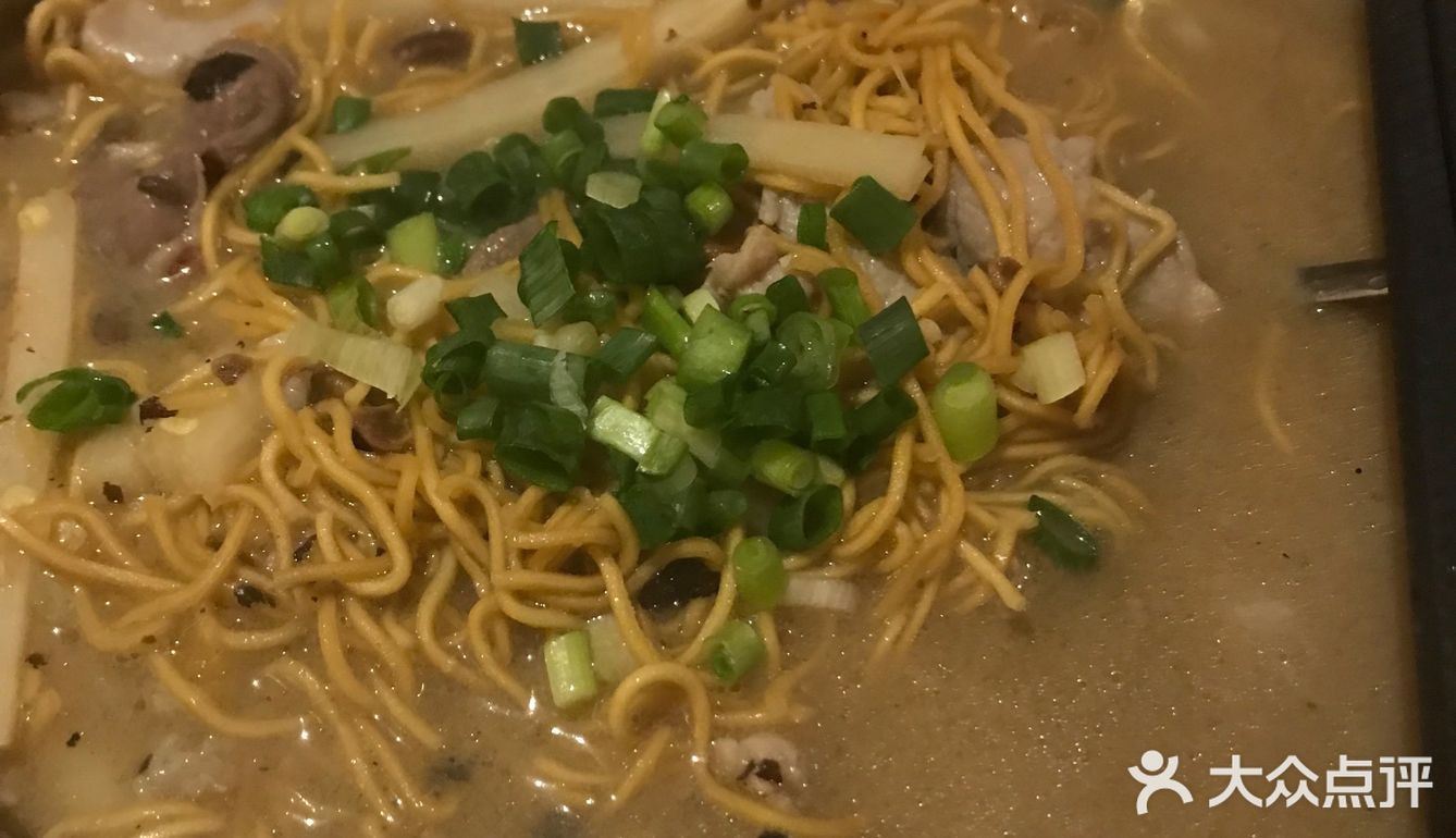 来嗦粉到这家老友粉