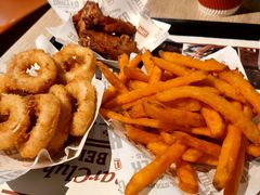 -The Habit Burger Grill 哈比特汉堡(复兴soho店)