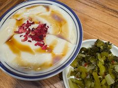 -云阿蛮云南生烫牛肉米线(奉贤路店)