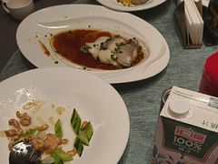 -凤凰园烤鸭店·唐山菜·传承花椒肉(老唐丰路店)