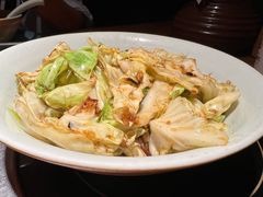 手撕包菜-吃饭皇帝大土家民族菜(正大广场店)