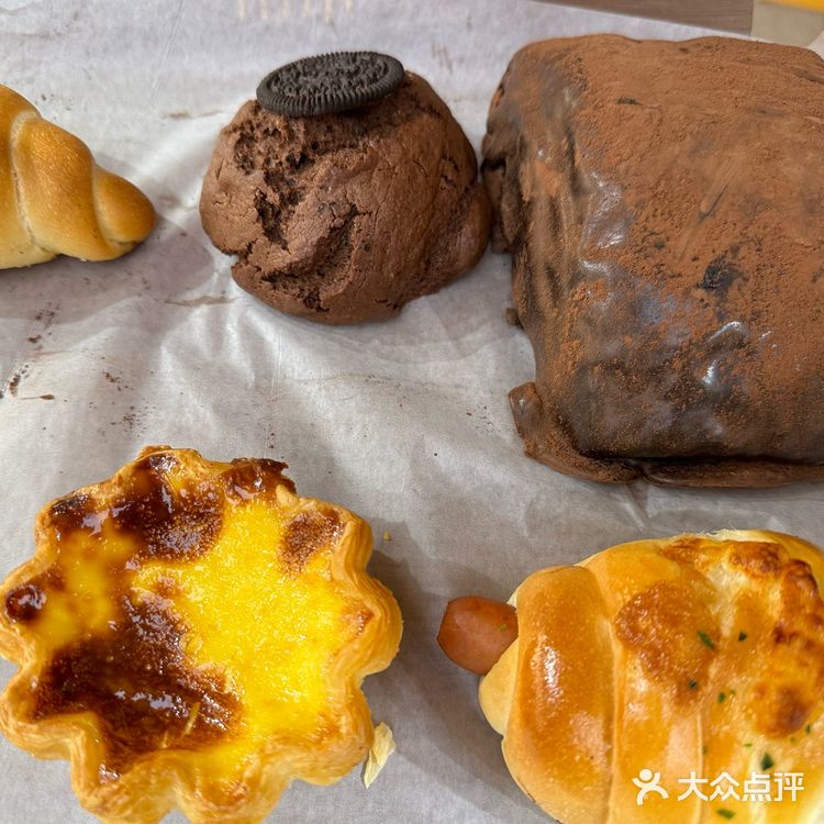 天津首家！！开了！排队！面包我用了30代60