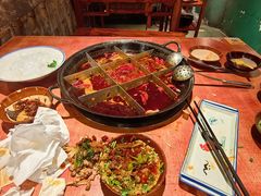 -周小明火锅(黑金冠社区店)