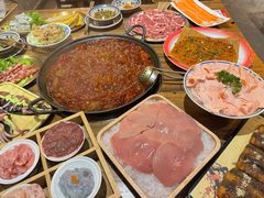 -旧街市鲜货老火锅(大光路店)