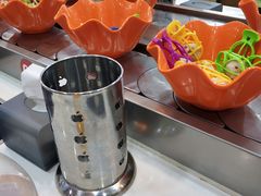 -亿富盛餐饮旋转小火锅(乐客城店)