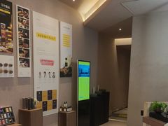 -灸春堂·艾灸·痛症·整脊连锁(之江银泰店)