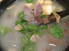 -小杨生煎(金山百联购物中心3楼店)