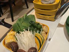 -润园四季椰子鸡火锅(卓越INTOWN店)