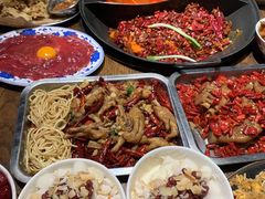 -萍姐火锅·公路夜市(武汉首店)