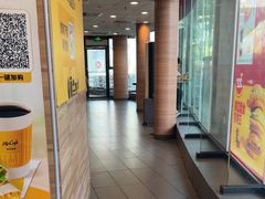 -麦当劳(虹梅路地铁站店)