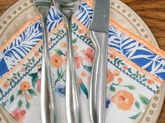 -304/BRUNCHRESTAURANT