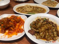 -六泰居·尔滨地标·东北菜(松北店)