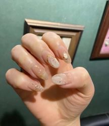 -苏彩·皮肤管理美甲美睫