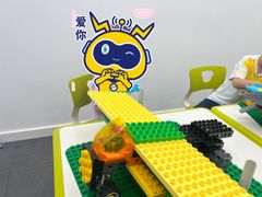 -百变天才机器人编程中心·信奥·无人机·科技特长生(金田广场店)