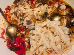 -坛宗剁椒鱼头(河西王府井店)