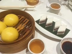 香滑流沙包-稻香酒家·34年老字号·港式粤菜(汉街店)