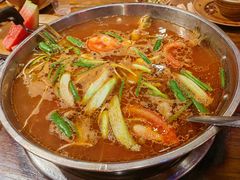 -亮欢寨酸汤鱼(沙冲路店)