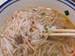 -香辉食馆(新兴路店)