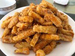 咸蛋黄南瓜-四海鲜渔家菜(黄金海岸店)