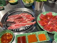 -欧巴炭烤肉오빠숯불구이(南京东路店)