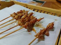 -大富蚝乌东哥饭店·石锅鱼杂·柠檬鸭(革新路店)
