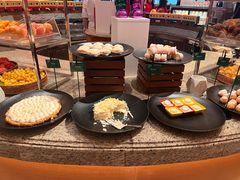 -咖啡苑自助餐厅·中国大饭店