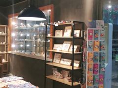 -三亚火车头万人海鲜广场