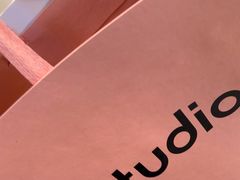 -Acne Studios(芮欧百货店)