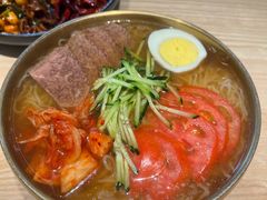 番茄牛肉大冷面-撒郎嘿·朝鲜民俗餐馆