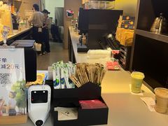 -瑞幸咖啡(八卦岭工业店)