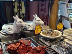 -乔家小院•非遗驴肉•本地小海鲜(滨河路店)
