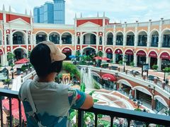 -佛罗伦萨小镇广佛名品奥特莱斯(疏港路店)