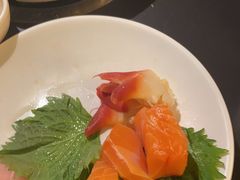 -钱小奴海鲜自助黑金店(杭州滨江龙湖店)