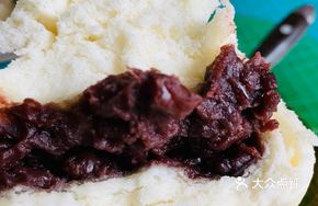 Water-washed Red Bean Bun