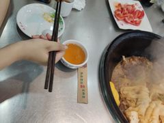 -屯老二农家铁锅炖·行业领军者(梅江店)