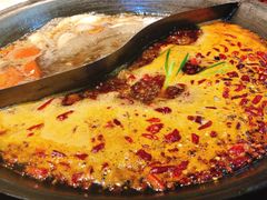 -四小区火锅·巷子里的重庆火锅(花照壁店)