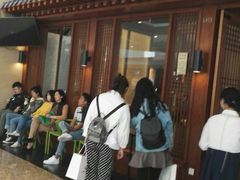等位区-本家韩国烤肉(青岛万象城店)