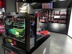 -ROG玩家国度(美罗城店)