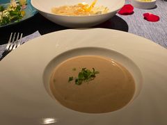 -弦月窗LUNETTE BY AMANDA(复兴路店)