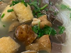 大肠血粉丝汤-珊珊小笼馆(仙霞路店)