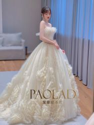 -南京宝娜嫁衣婚纱礼服馆(中央路店)