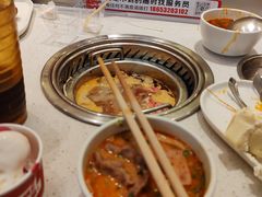 -龍歌自助小火锅(市南金茂湾店)