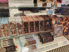 -VENCHI 闻绮(上海佛罗伦萨小镇店)